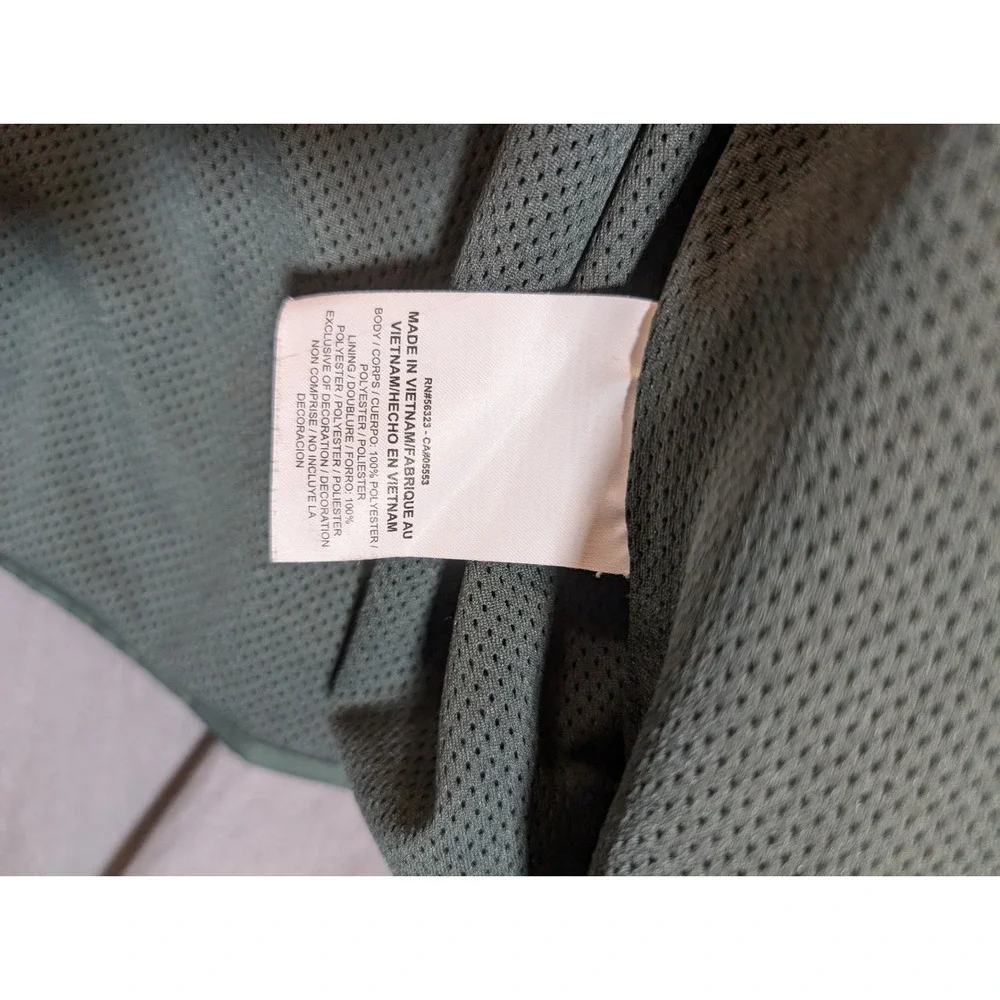 Nike Men Windbreaker Jacket Green‎ Grey Color Block Full Zip Lightweight Size M